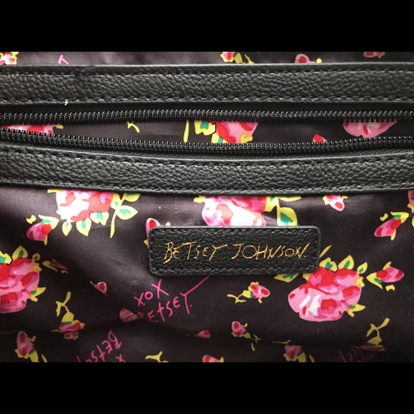 EUC Betsy Johnson Large Tote - Picture 5 of 7